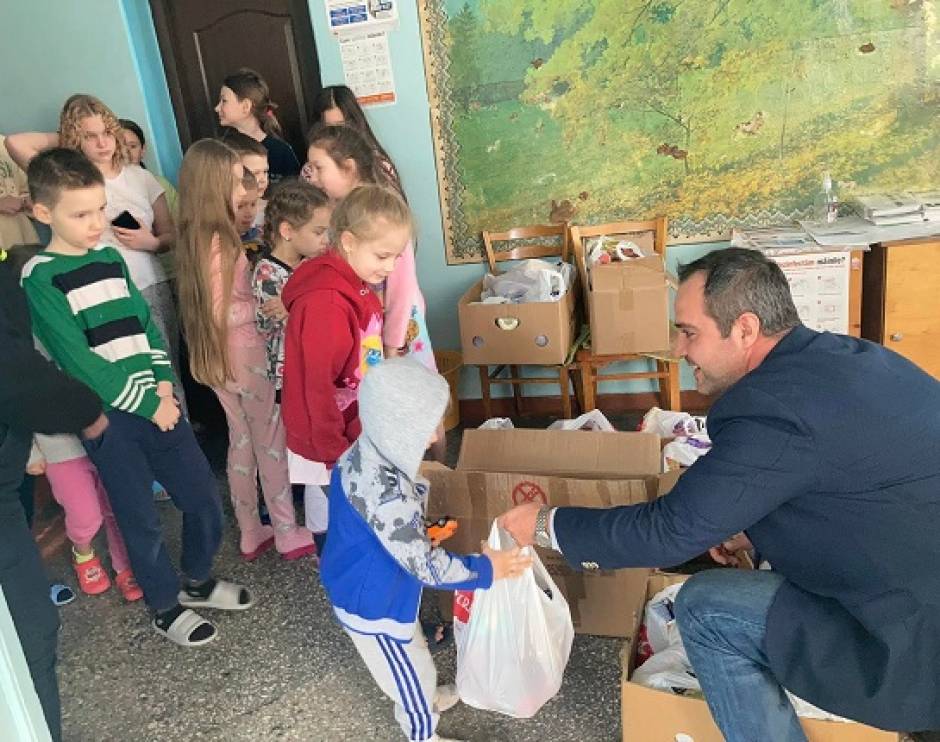 Ajutor alimentar pentru refugiații din Ucraina distribuit de Asociația Eurocentrica în Cahul, Republica Moldova