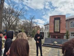 Acțiune de comemorare la monumentul victimelor deportărilor din municipiul Cahul
