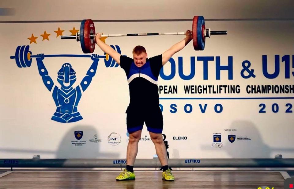 Performanțe remarcabile la Priștina: Tinerii halterofili din Cahul au cucerit podiumul european