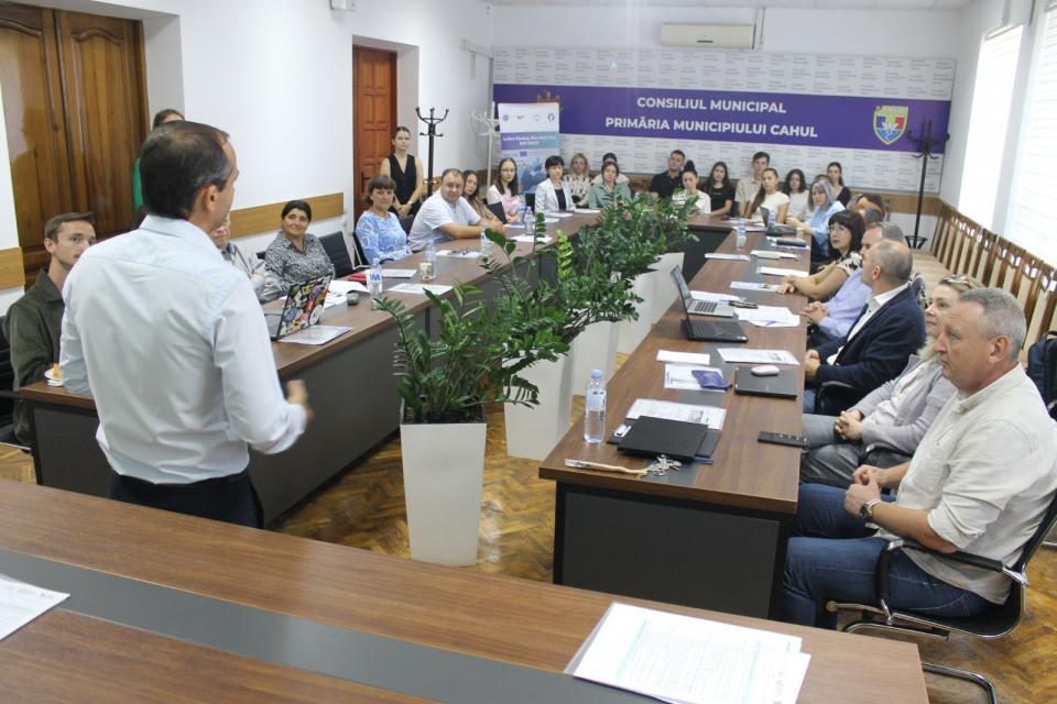 În municipiul Cahul a fost lansat proiectul dedicat restaurării ecosistemului Lacului Frumoasa.