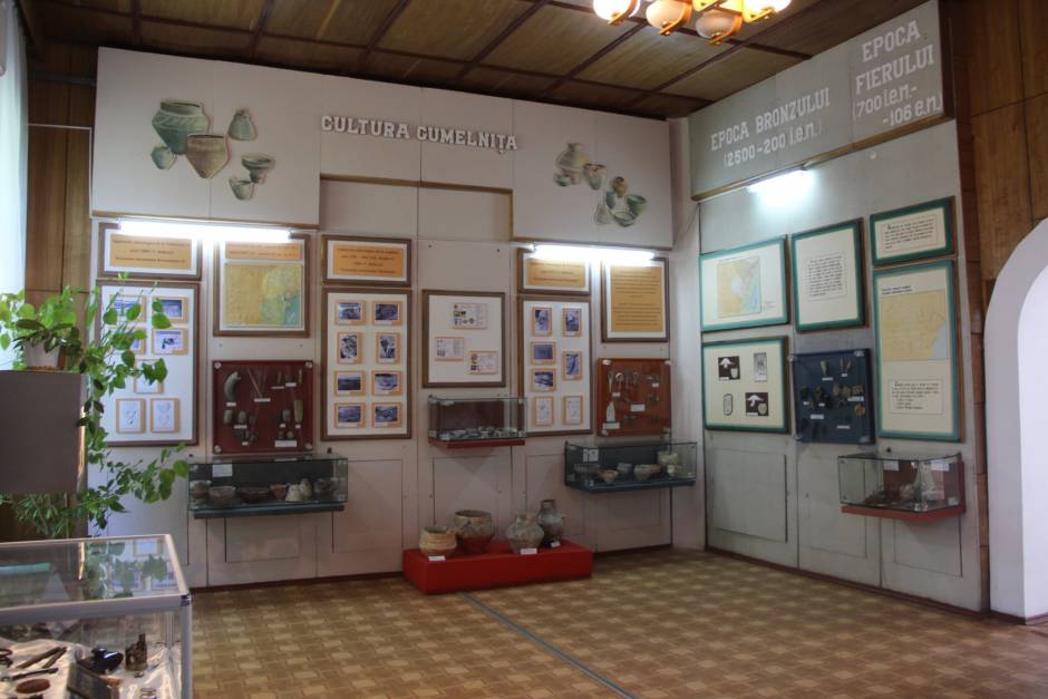 Expoziția Specială la Muzeul Ținutului Cahul: Celebrând 516 Ani de la Prima Atestare Documentară a Localității