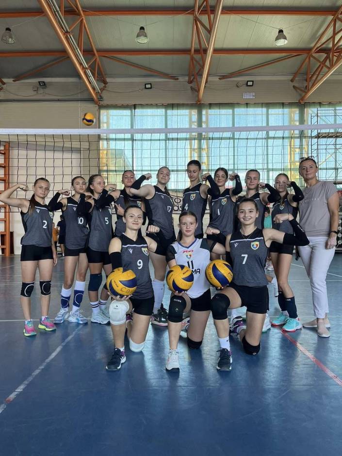 Școala Sportivă nr. 1 Cahul Obține Locul II la Turneul 'Elite Volei Fest' din Iași, România: Felicitări Sportivelor! 