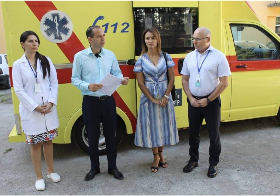 Sănătatea cetățenilor pe primul loc: Primăria Cahul donează o ambulanță