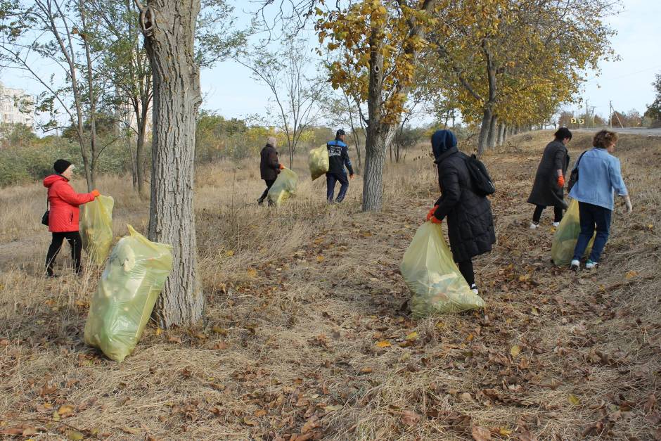 Acțiune de salubrizare în Parcul Veteranilor din sectorul Lapaevca