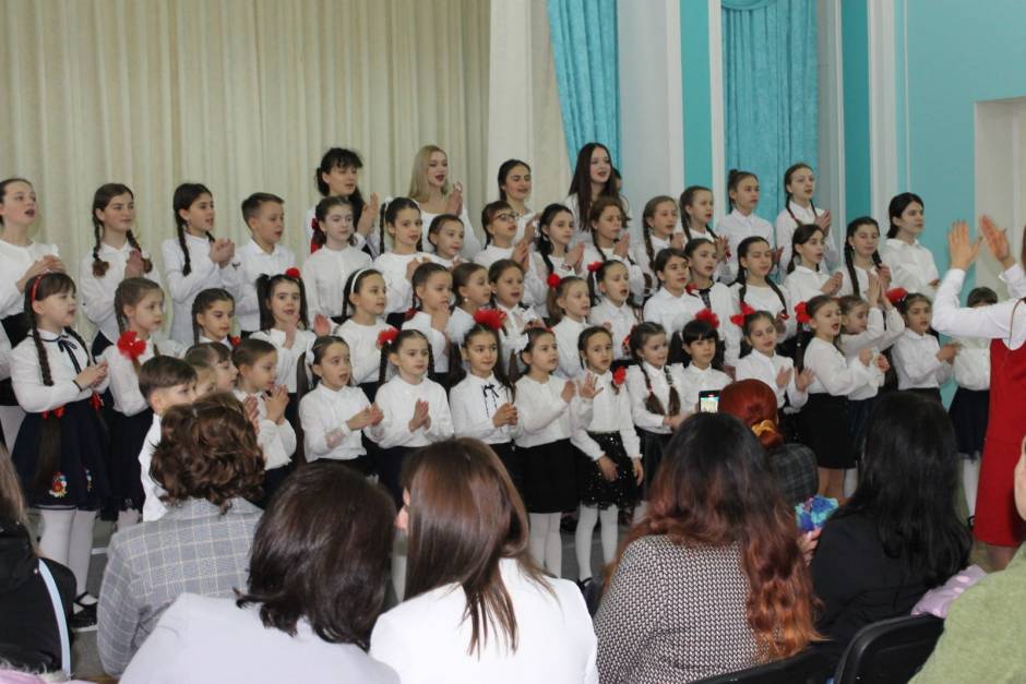 De Ziua Mondială a Poeziei Primăria municipiului Cahul a acordat peste 150 de diplome
