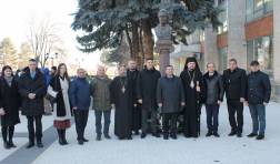 „Anul Mihai Eminescu” marcat la Cahul: ceremonie solemnă și omagiu cultural