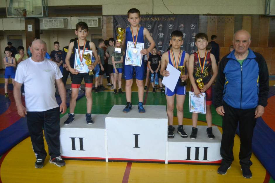 Tinerii sportivi din Cahul – lideri la ediția a XXII-a a Turneului de Lupte Greco-Romane