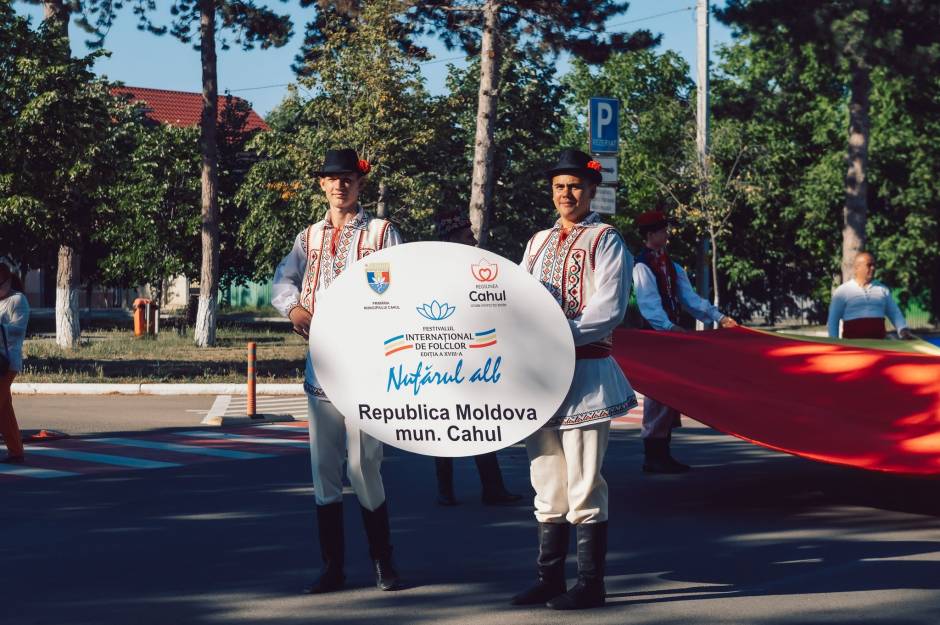 Cahul – 523 de Ani de Istorie și Tradiție: Deschiderea Festivalului Internațional de Folclor „Nufărul Alb”