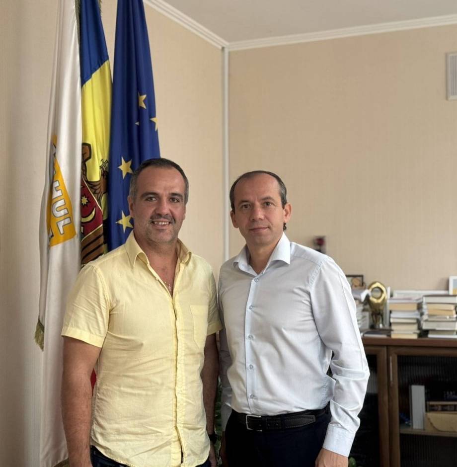 Vizită de lucru la Cahul: Asociația Eurocentrica și dl Liviu Iancu sprijină comunitatea locală