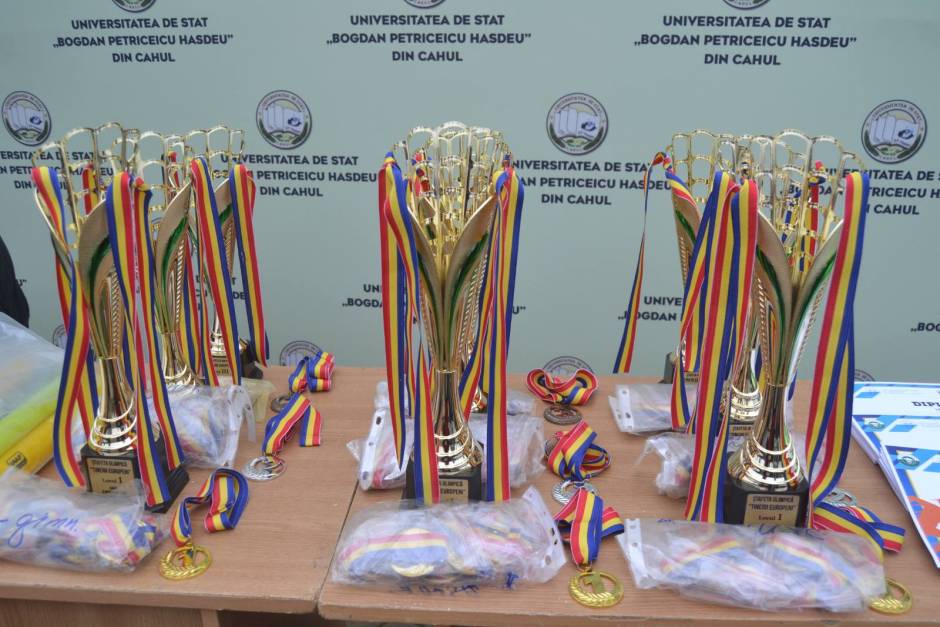 Ștafeta Olimpică „Tinerii Europeni” a animat străzile Cahulului