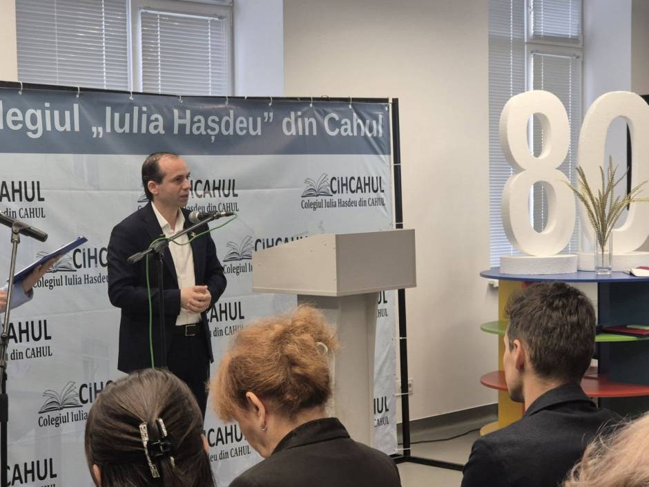 Aniversare solemnă la Colegiul „Iulia Hasdeu”: felicitări din partea autorităților și comunității