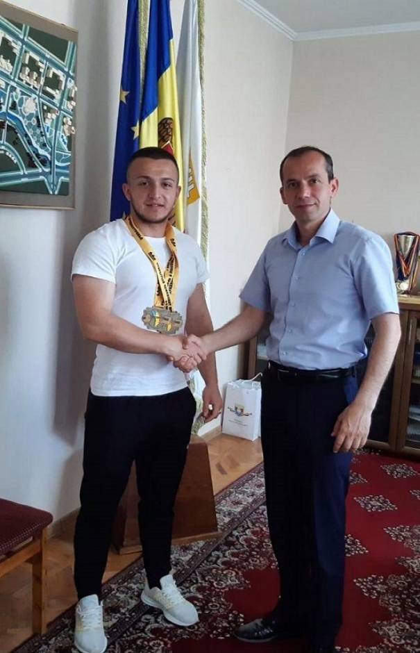 Sportivi din municipiul Cahul au obținut rezultate meritorii la Campionatul WPC/AWPC Moldova.