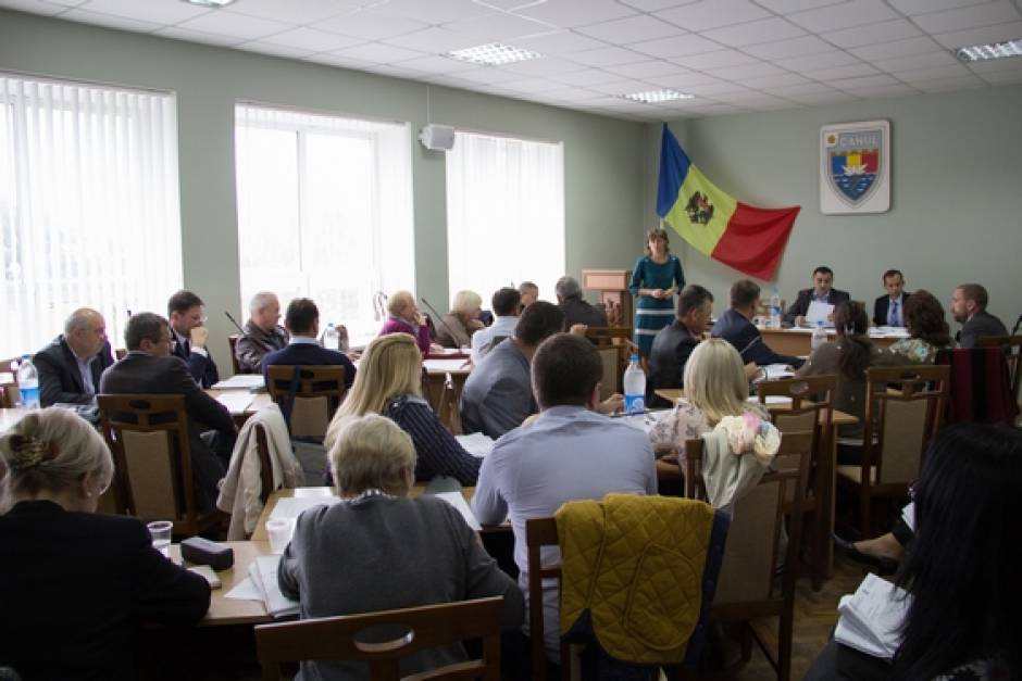 Sinteza ședinței Consiliului orășănesc Cahul din 30.09.2015