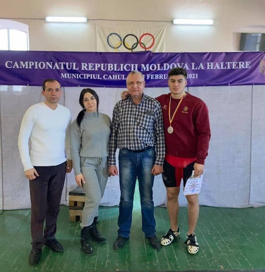 În mun. Cahul, a avut loc Campionatul Republicii Moldova la haltere 2021